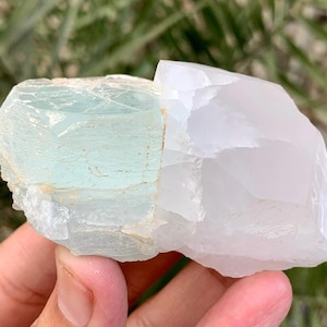 Natural Aquamarine with Quartz Crystal specimen,  weight: 125 Grams