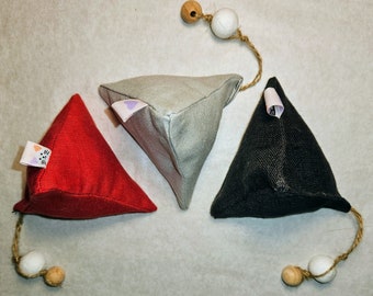 Toy for Cat or Kitten - 100% linen  - Catnip/ or no Catnip - Hand made - Toy from Natural Sustainable Materials