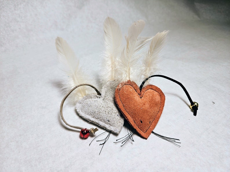 Heart Toy for Cat or Kitten Recycled Leather Hand made Toy from Natural Sustainable Materials set of WHITE + PINK