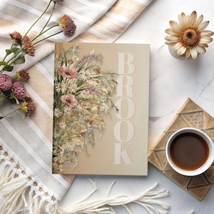Carnet cartonné personnalisé fleurs sauvages, carnet personnalisé pour femme, livre floral design ancien, cadeau fête des mères, cadeau mariée