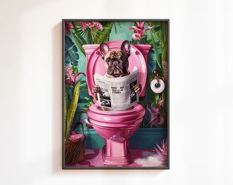 Puede incluir: Un bulldog francés sentado en un inodoro rosa, leyendo un periódico con el titular "¿Dónde estaba el orgullo de Paula Deen?" El inodoro está rodeado de exuberantes plantas y flores tropicales.