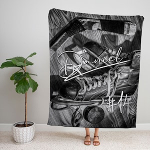 Personalized Hockey Blanket - Customizable Name & Number - Hockey Player Gift - Cozy Sherpa Fleece Throw for Players, Fans and Families