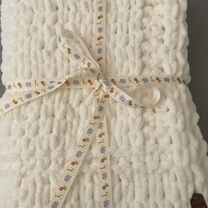 Chenille Baby Blanket, Chunky Knit Baby Blanket, Loop Yarn Blanket for  Baby, Soft Knit Baby Blanket, Chenille Bedding, Baby Arrival Gift 