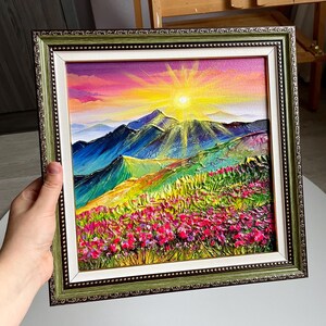Paysage de montagne des Carpates ukrainiennes encadré avec fleurs de Chervona Ruta-peinture acrylique, art texturé empâtement 3d, travail fait main, art mural