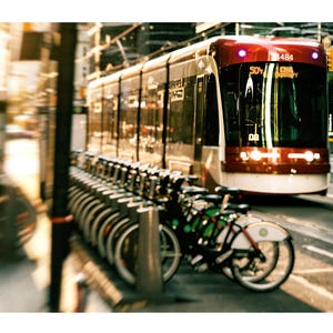 King Streetcar TTC - Toronto Landmarks Wall Art – Iconic GTA Street Photography, Canvas Prints, Framed Prints, Greeting Cards