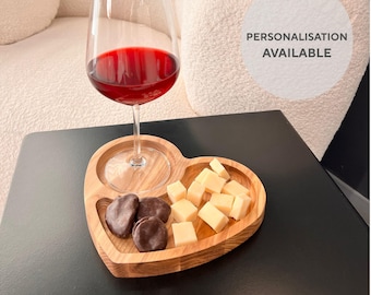 Personalised Heart-Shaped  Wood Serving Platter: Romantic Gift