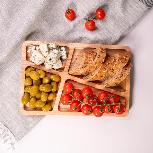 Personalisiertes Holz Charcuterie Brett: Servierplatte, Käsebrett