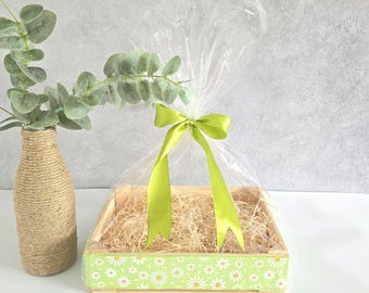 DIY Empty Wooden Hamper Kit: Gift Basket Crate with Ribbon