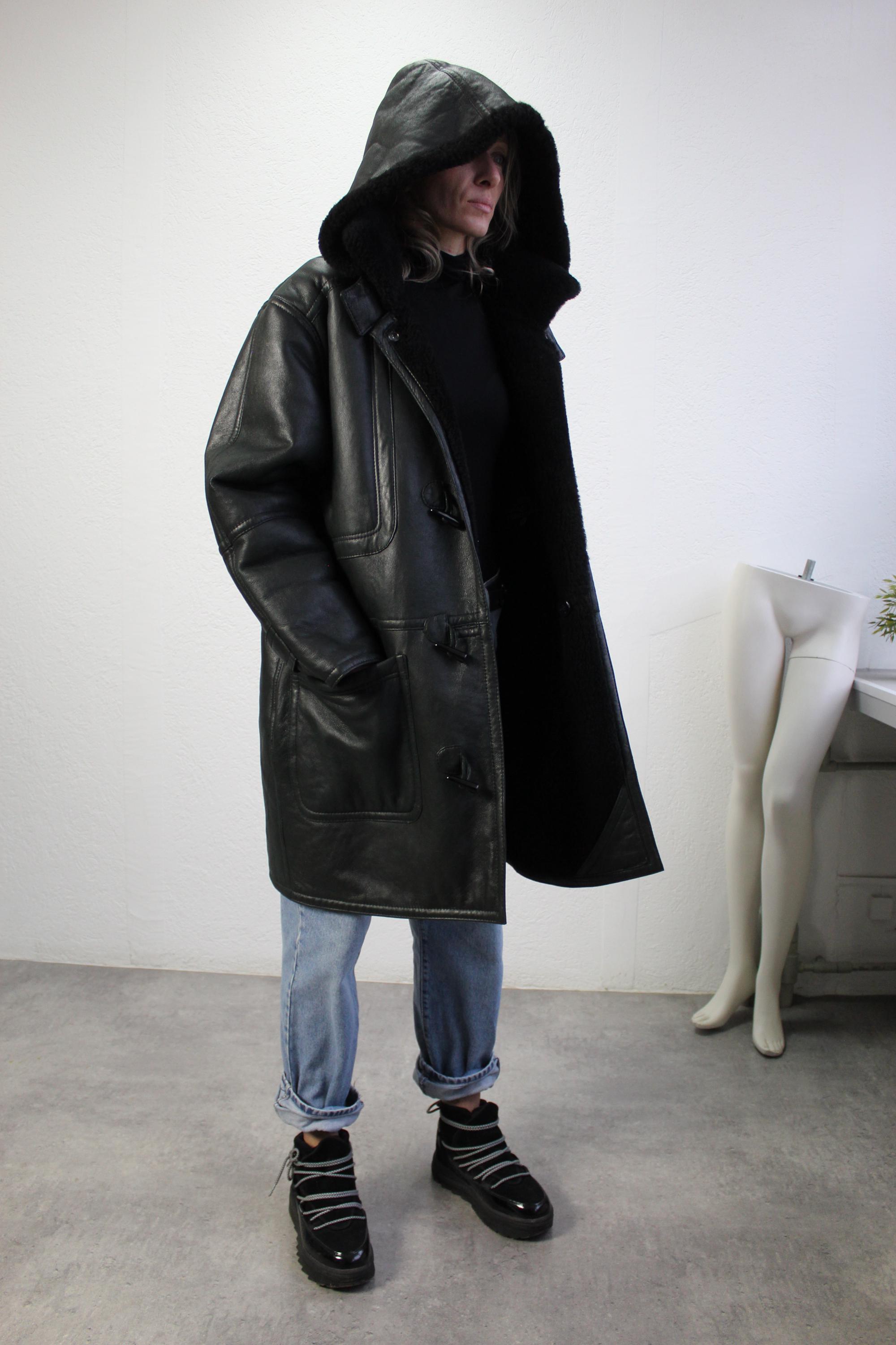 Vintage 90s Hooded Sheepskin Jacket Shearling Duffle Coat Black