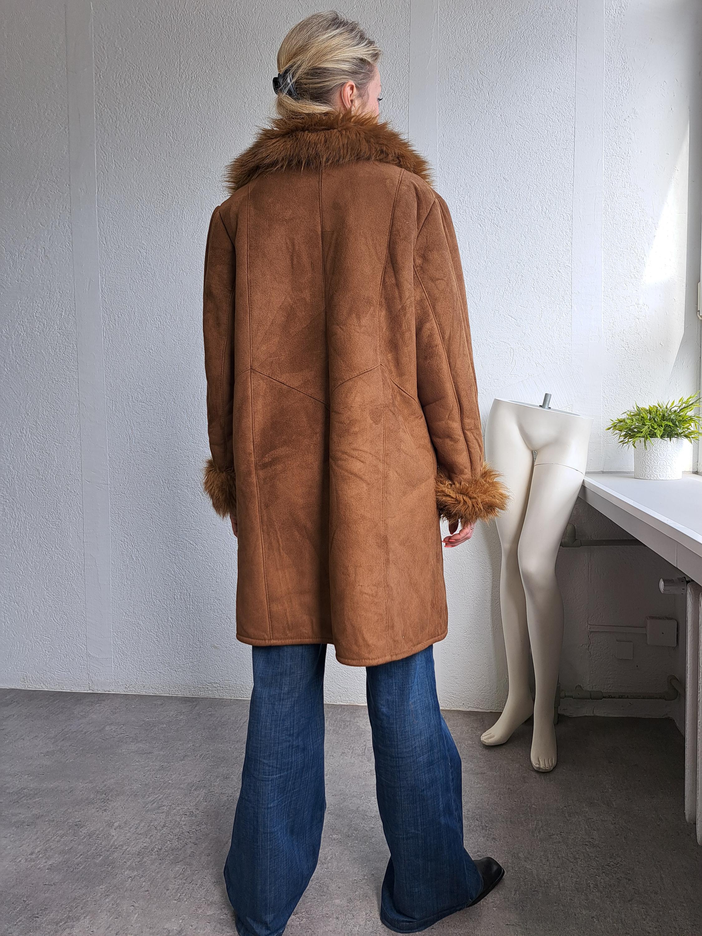 Vintage Y2K Hood Coat Brown Tan Shearling Faux Fur Collar 2000s