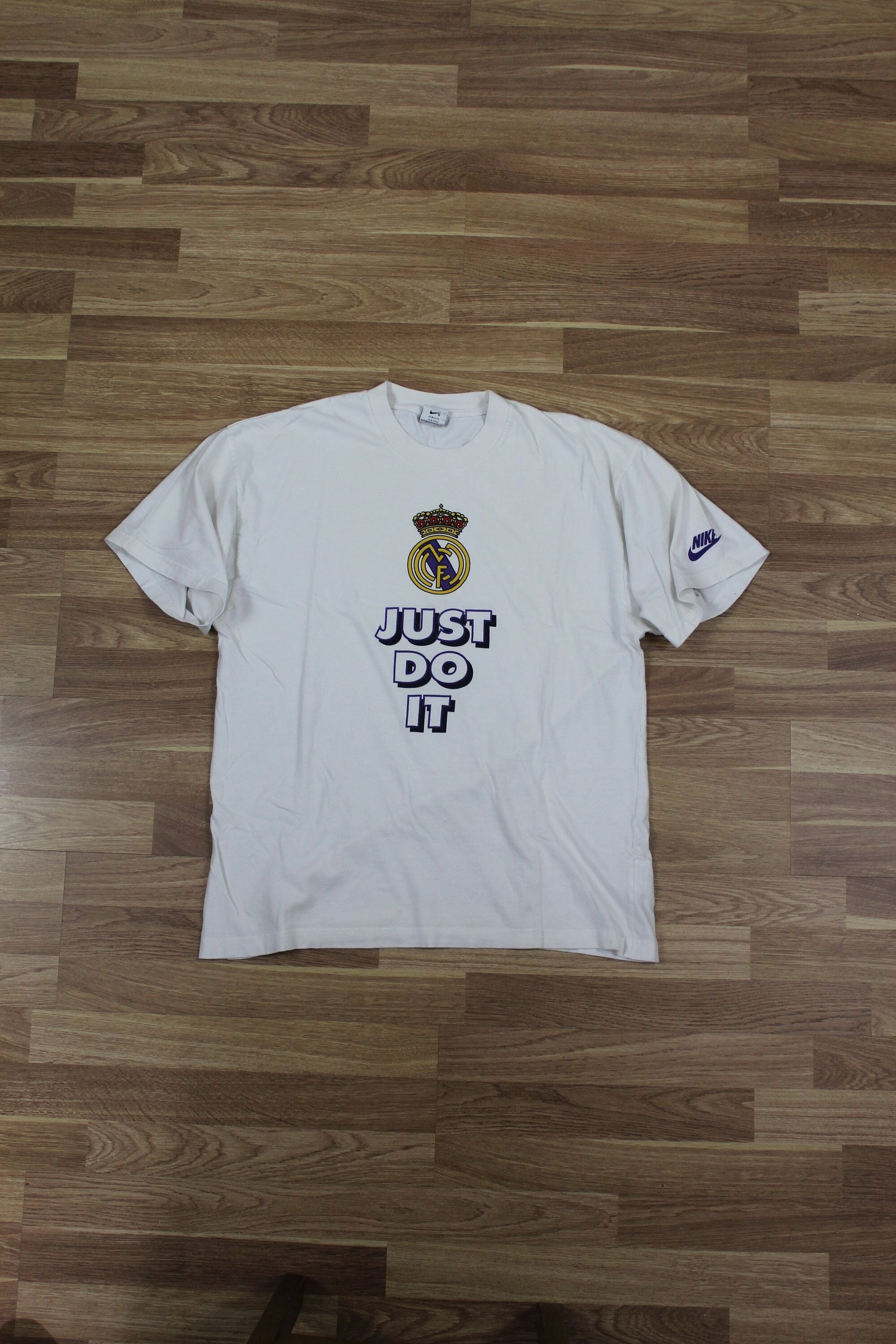 Real Madrid T-shirt 90s Soccer Shirt Nike Futbol Just Do It T