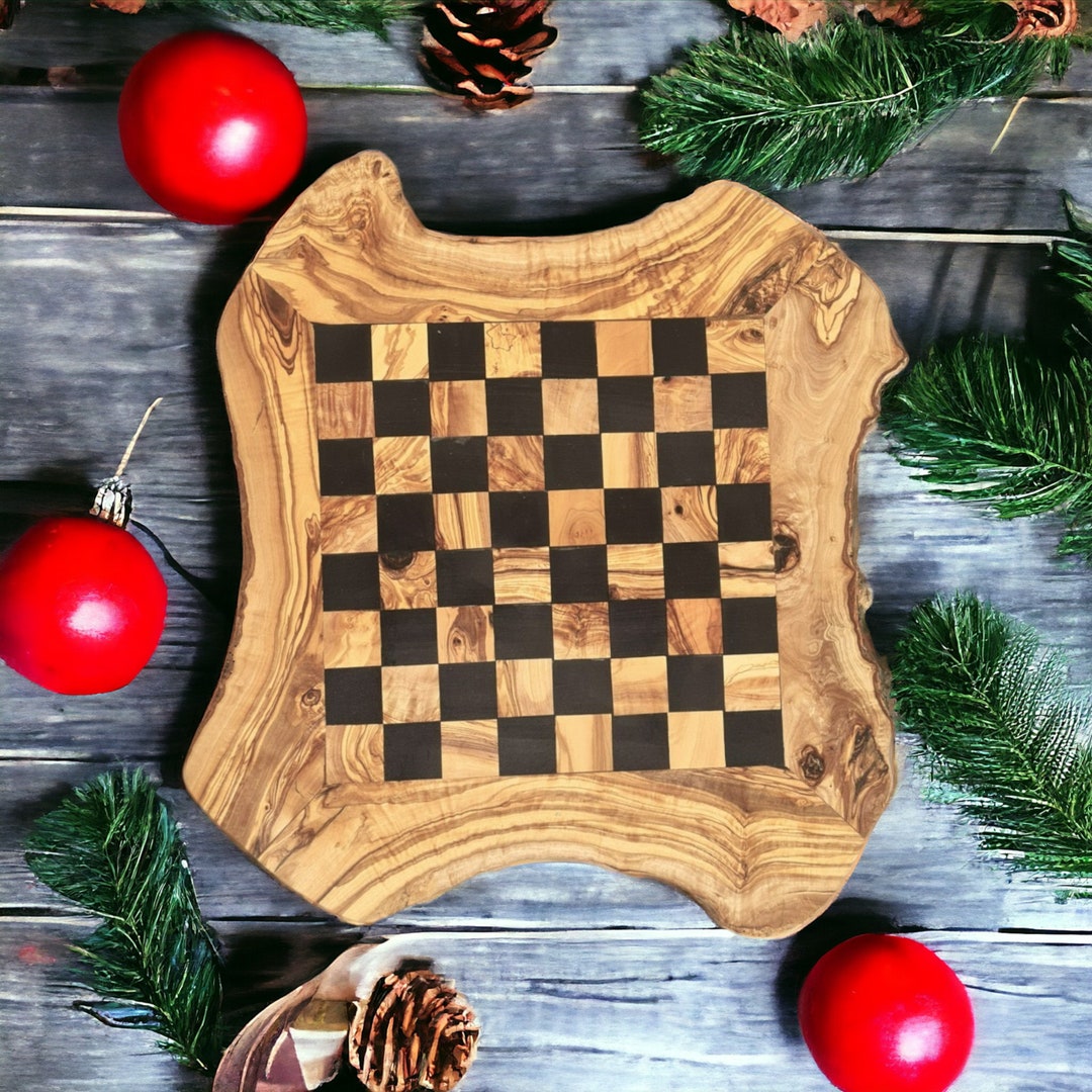 32 Chess Figures & 2 Dice Wooden Toy Board Game Accessories Throwing - View #2