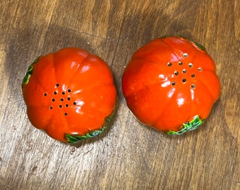 Vintage Maruhon Ware Tomato/Pumpkin Salt And Pepper Japan