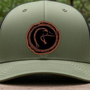 Hook Duck Antler Patch Hat – Laser Engraved Wood Slice – Richardson Snapback for Hunters & Fishermen – Rustic Outdoor Style
