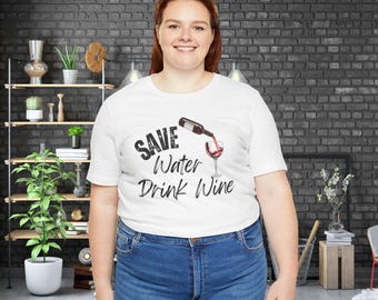 Maglietta con scritta "Vino" Regalo per lei Regalo per lui Maglietta con scritta "Vino" per la mamma Maglietta con scritta "Vino" Maglietta con scritta "Amo il vino"