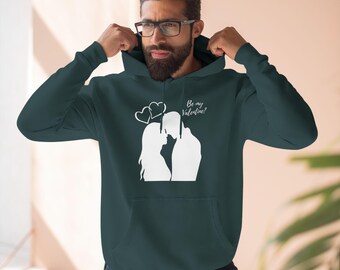 En romantisk och mysig hoodiedesign för att fira kärleken med stil, perfekt att ge bort eller bära på er speciella dag tillsammans