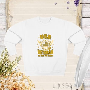 Vintage Sweatshirt: Mutige Erklärung der Ehre und des Stolzes - Perfekt für diejenigen, die gedient haben, als Erinnerung an das Opfer und das Engagement unserer Helden