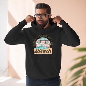 Perfect for Relaxing Days by the Shore, featuring Comfort, Style, and a Coastal Vibe!