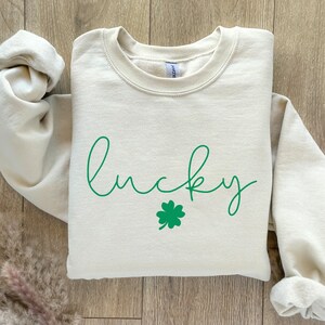 Lucky Sweatshirt, Clover Sweatshirt, St Patricks Day Sweatshirt, Lucky Sweater, Saint Patrick&#39;s Pullover, Clovers, Simple Holiday Sweater