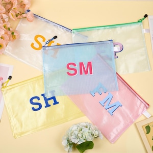 Schatten-Monogramm Pool-Tasche, personalisierte Brautjungfer-Strandtasche, kundenspezifische Bachelorette-Sonnenschutztasche, Brautjungfer-Geschenktasche, Sonnencreme-Aufbewahrungstasche