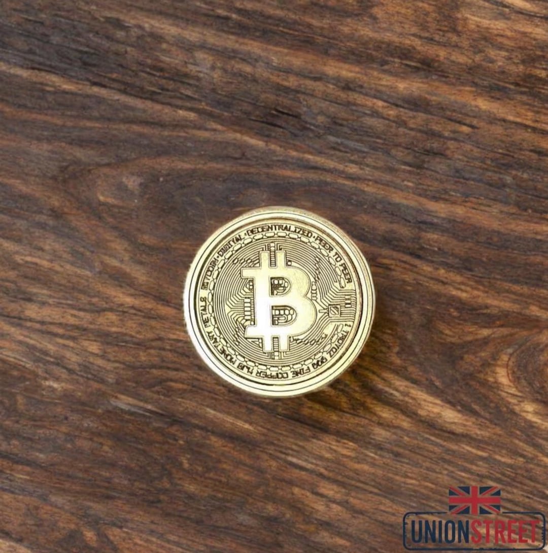 真鍮製ビットコイン収集品：3Dスタンド付き40mmの実物暗号通貨コイン - Etsy 日本
