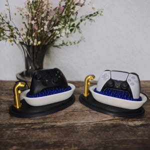 Gamer Bathtub Controller Stand: Unique Gaming Desk Decor