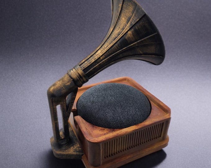 Retro Gramophone Google Nest Mini Holder: Faux Wood Vintage Decor