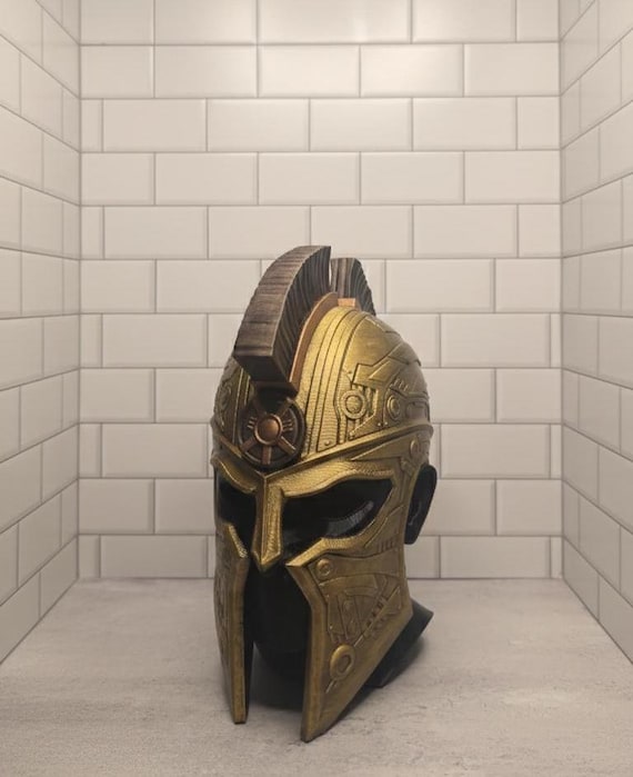 3D Printed Spartan Helmet Headphone Stand: Geeky Desk Decor