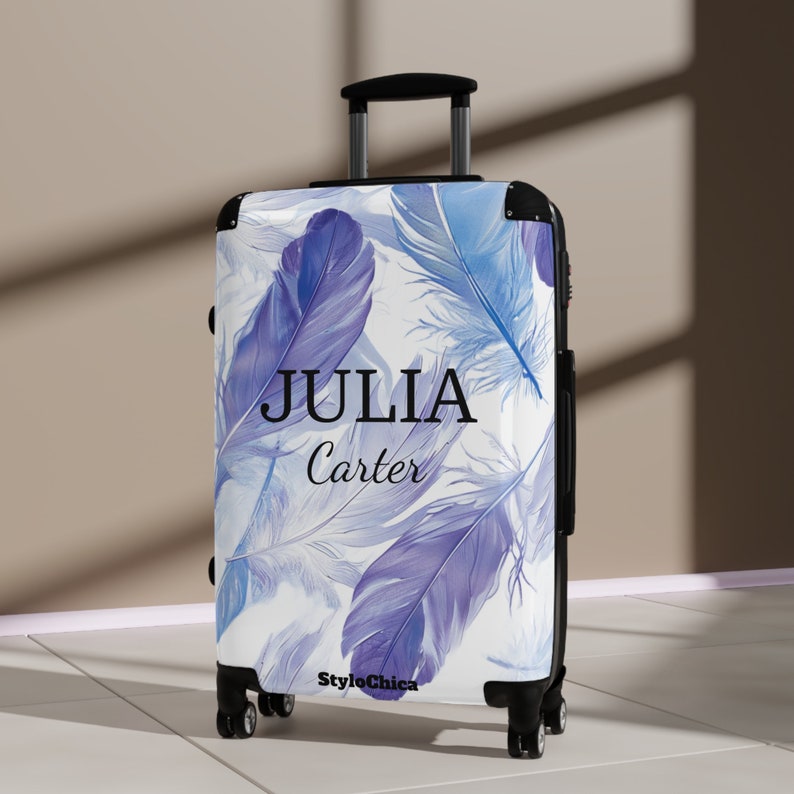 Koffer Rollgepäck Handgepäck Koffer mit Rollen Hartschalenkoffer Lavendel und Hellblauen Federn Boho Design Bild 1