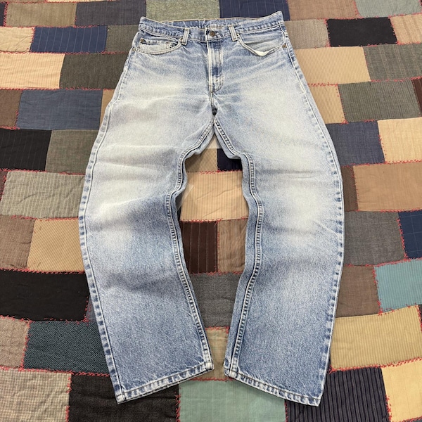 Vintage 90s Levi’s 505 Jeans Blue Denim Mid Rise Classic Straight Zip Fly 34X32