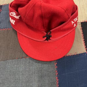 Vintage Red With Gold Accents 100% Wool Hat US Made Union Made Red 100% Wool Vintage Hats for Women for sale | eBay main image 2