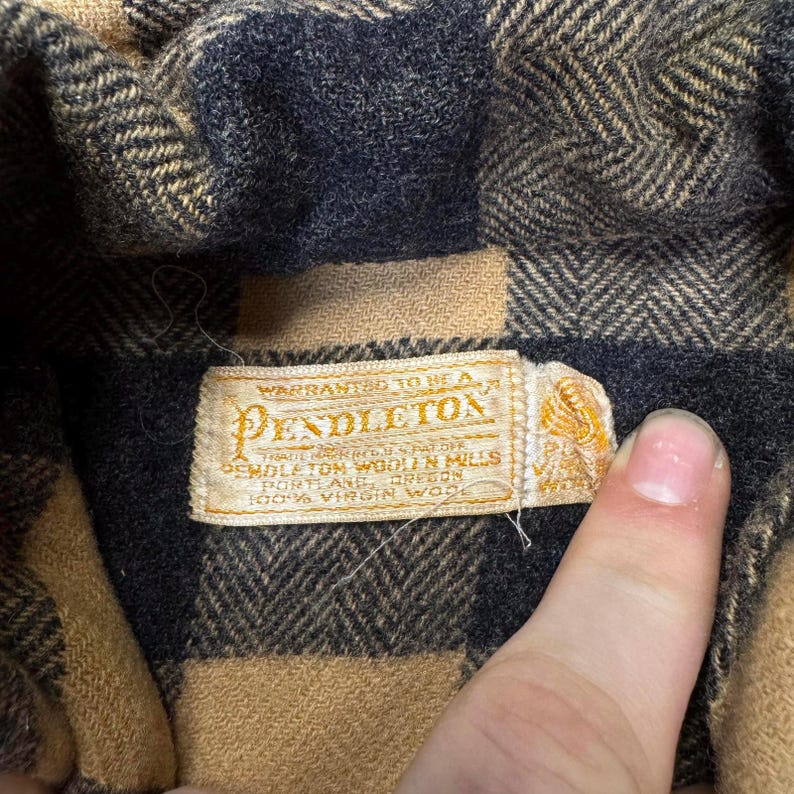 Vintage 50s Pendleton 100% Wool Chore Jacket Black Tan Plaid Button Up image 2