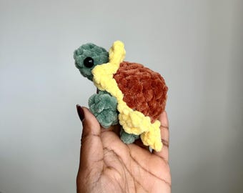 Aanpasbare kleine knuffel schildpad met zonnebloem, decor amigurumi
