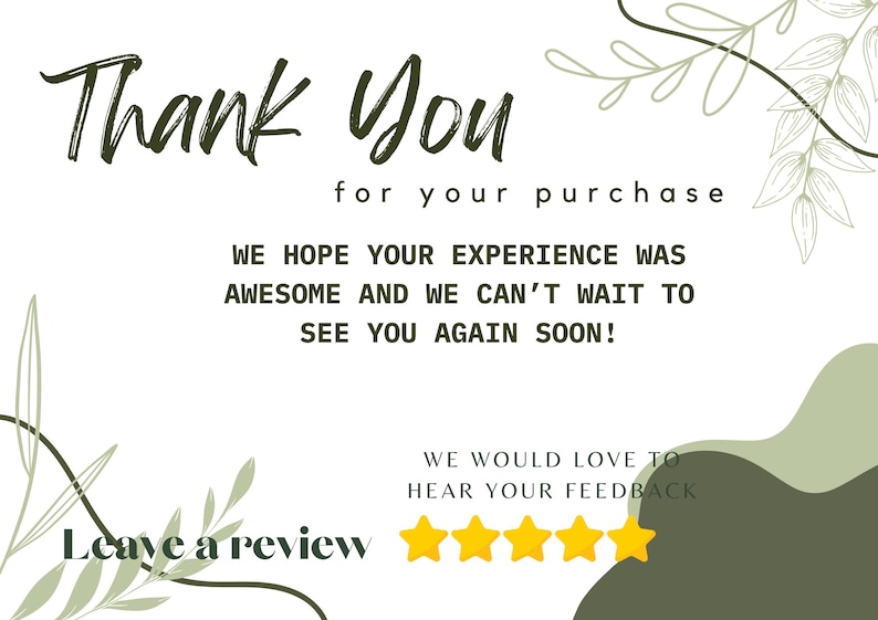 Puede incluir: Taza de cer&aacute;mica blanca con asa negra y el texto "But First, Coffee" en estilo manuscrito. La taza mide unos 10 cm de alto y tiene una capacidad de unos 350 ml. Ideal para el caf&eacute; de la ma&ntilde;ana.