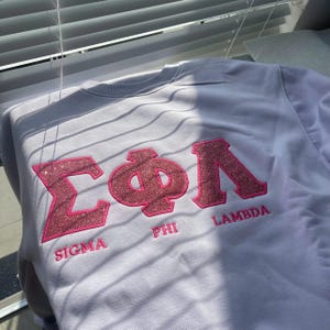 Personalisiertes Glitter griechisches Brief besticktes Sweatshirt - Benutzerdefinierte Sorority Crewneck - Sorority Shirt - Personalisiertes griechisches Lebenskleid