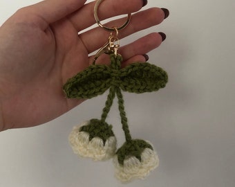 flower keyring, flower keychain, crochet keyring