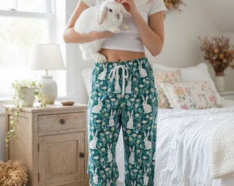 Pantalones de pijama de conejito turquesa caprichosos, pantalones de descanso con estampado floral de conejo, pijama Bunnycore, regalo para amantes de los conejos y la jardinería