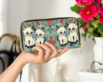 Cartera de gato siamés para mujer con fondo floral verde azulado, bonito monedero Kittycore con cremallera, bolso de mano de piel vegana para amantes de los gatos.