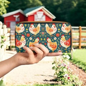 Chicken Wallet with Floral Hen Print – Farmcore Zip Clutch, Cottagecore Purse, Country Girl Gift, Rooster Wallet, Chicken Lady Style