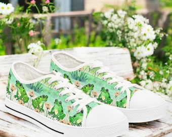 Green Frog Canvas Sneakers for Women, Cute Frogcore Nature Shoes, Botanical Dandelion Print Casual Everyday