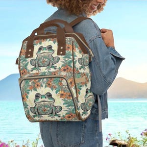 Paisley Frog Travel Backpack for Women – Boho Botanical Frog Print Bag – Cute Cottagecore Nature School Book Bag