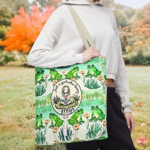 Just a Girl Who Loves Frogs Tote, Cute Bullfrog Naturecore Bag, Frog Lover Gift for Women, Green Canvas Shoulder Purse