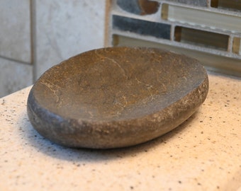 Handgemaakt stenen zeepbakje - Badkamer- of keukenzeepbakje - Natuursteen