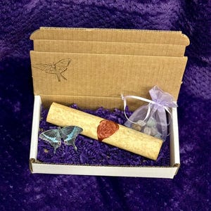 Arte de caligrafía manuscrita: pergamino con carta de amor: regalo personalizado, elegante caligrafía en papel de recuerdo, regalo para ella