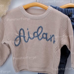 Personalized Handmade Knitted Baby Sweater A Cherished Keepsake or Baby Gift, Ideal for Toddlers and Kids, Perfect for Spring Bild 3