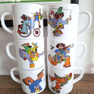 Mug Vintage Arcopal Motif CLOWN - Verre Multicolore - Occasion En Bon état