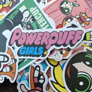 10-45 x Adesivi / Decalcomanie di The Powerpuff Girl / Dimensioni: 3 cm - 5 cm / Carini / Da collezione / Ranuncolo / Fiore /