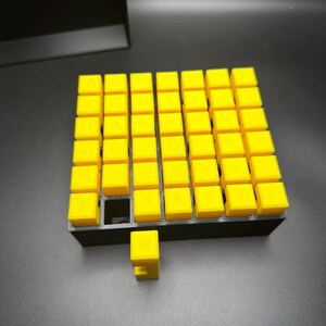 Zestaw 42 puzzli Burr – Klasyczna, wymagająca układanka z pudełkiem do przechowywania, idealny prezent dla osób w każdym wieku, niekończąca się zabawa, duży rozmiar, 24 cm, waga 3 funty zdjęcie 5