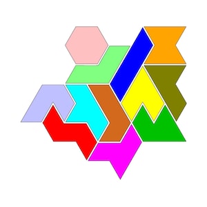 Op de afbeelding: Een geometrische puzzel met 10 stukken in verschillende vormen en kleuren, waaronder een zeshoek, een trapezium en een driehoek. De stukken worden gecombineerd om een ​​grotere vorm te maken.