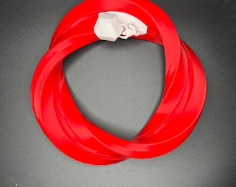 Sisyphos On Mobius Decor Ring - 3D Printed Stylish Accent for Bookshelves, Tables & Cabinets, Modern Home Decor
